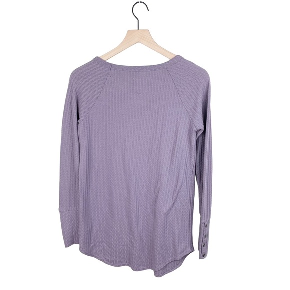 Chaser Lilac Purple Waffle Knit Thermal Button Cuff Long Sleeve Top Size Small - Picture 3 of 8